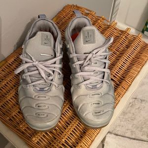 Nike vapor max plus cool greys